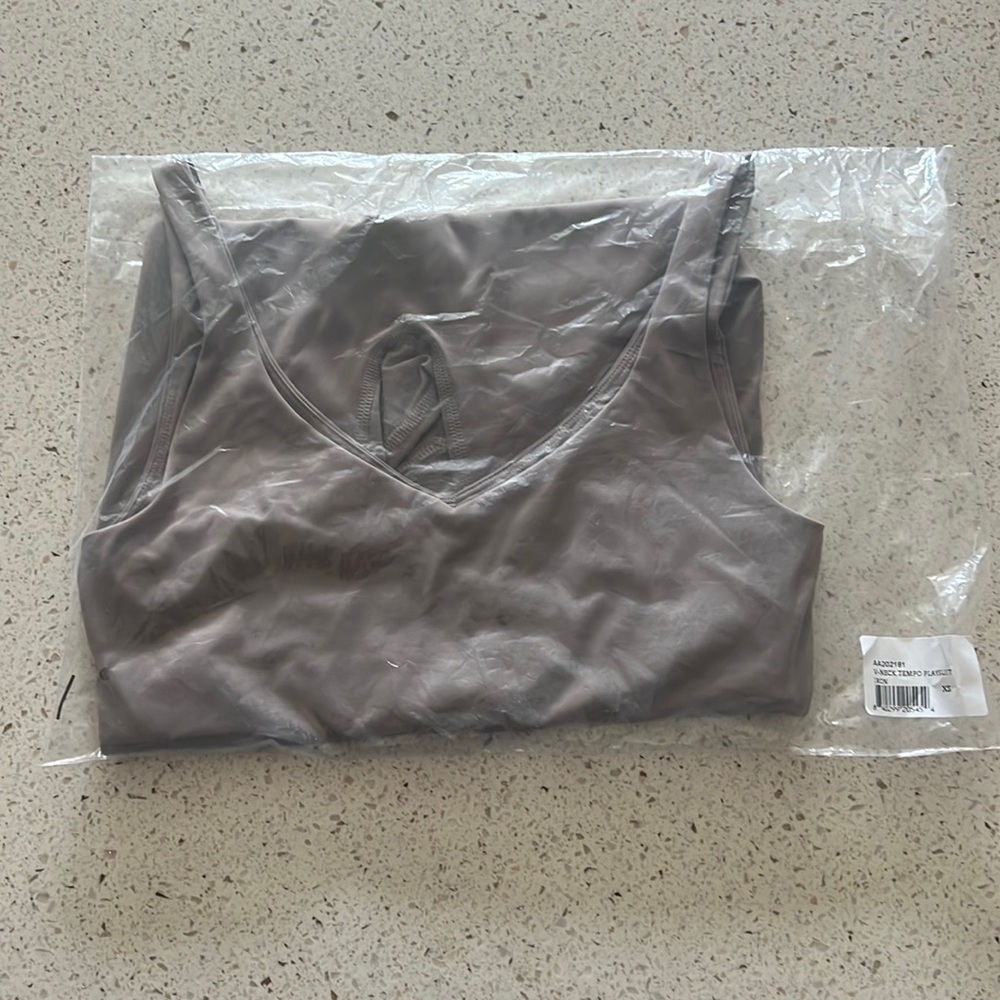 All Access V-Neck Tempo Short Catsuit